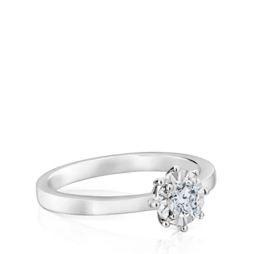 Flash Sale White gold Les Classiques Ring with small Diamond rosette. 0,10ct 分类为空 | Small Rings